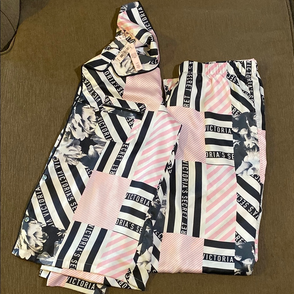 Victoria's Secret Pink and Black Pajamas